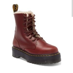 Dr. Marten Jadon Brown Abruzzo Waterproof Lace Up Boots!
